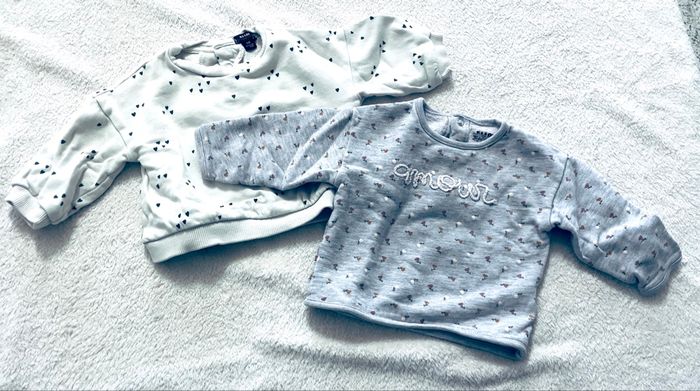 Lot de 2 sweat « Kiabi » taille 6 mois