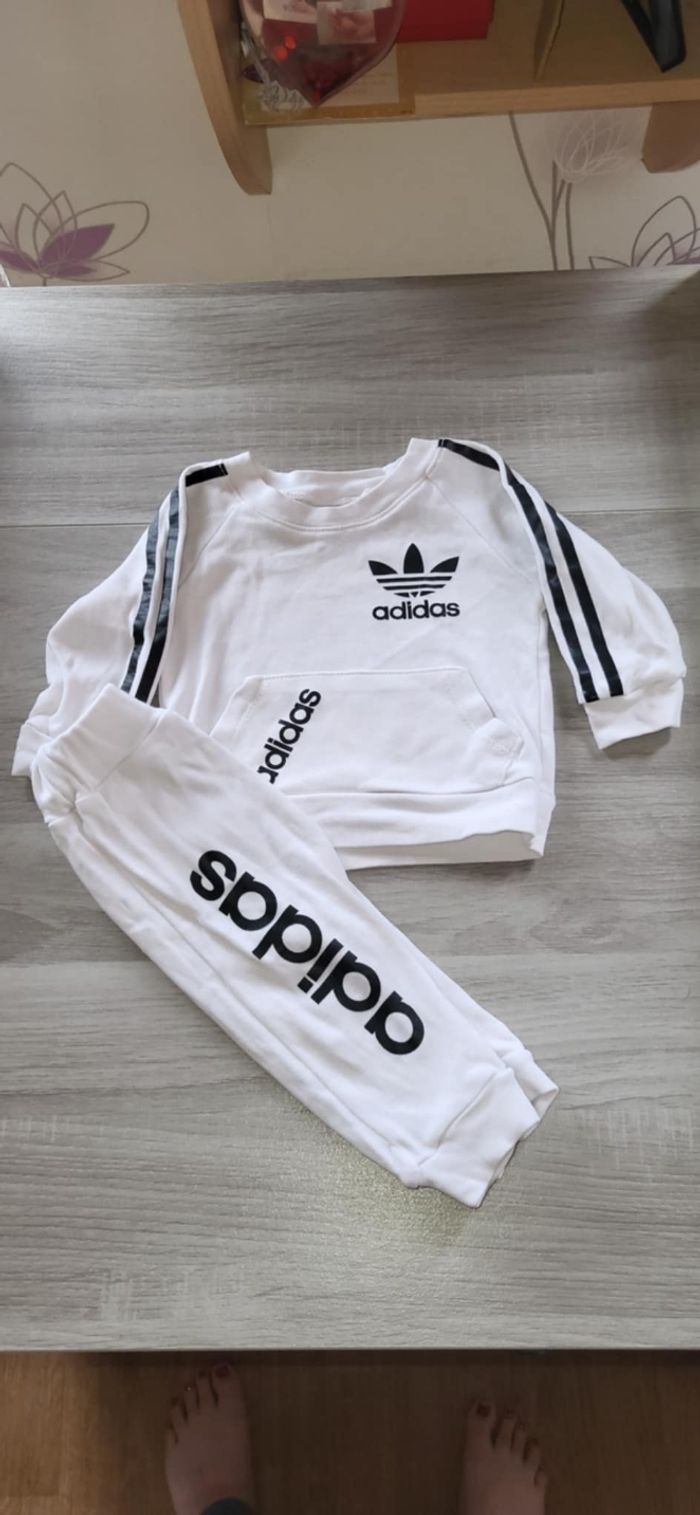 Ensemble adidas 6 mois
