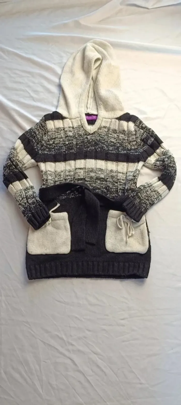enfant 158- robe pull d'hiver , X&Y, 4 ans