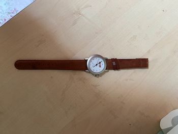 Montre en véritable cuir