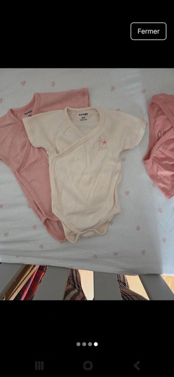 Lot body 6 mois fille - photo numéro 4