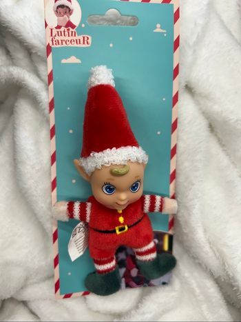 Bébé lutin farceur