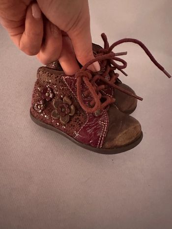 Chaussure de marche 19