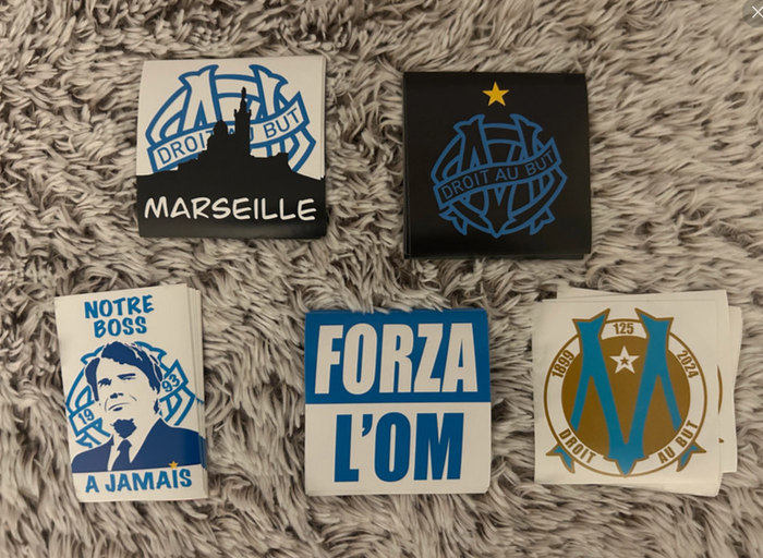 Lot 200 Stickers OM
