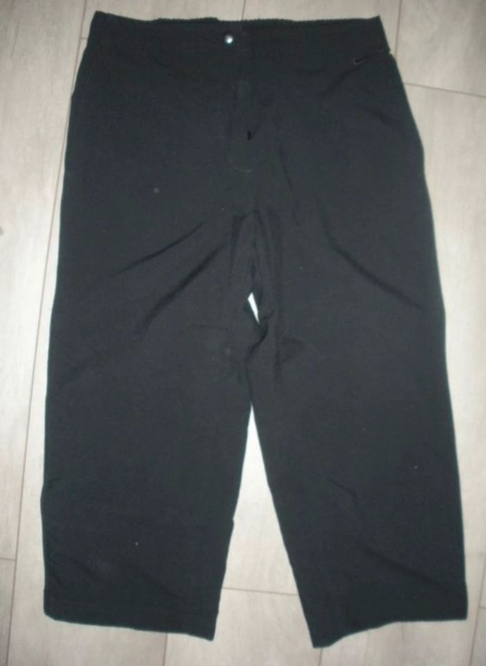 Pantacourt de sport Nike pour femme taille 38