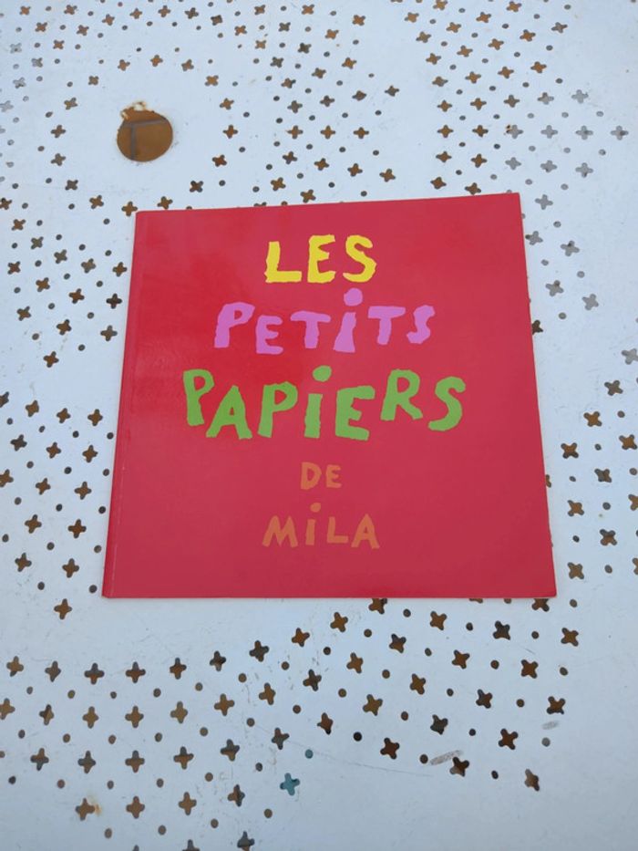 Livre les petits papiers de Mila