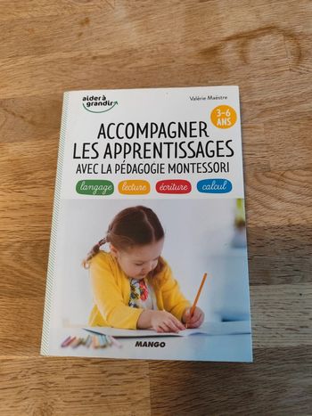 Livre pédagogie Montessori