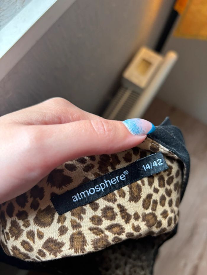 Short noir taille basse - photo numéro 3