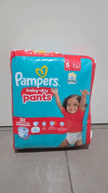 72 couches pampers pants taille 5