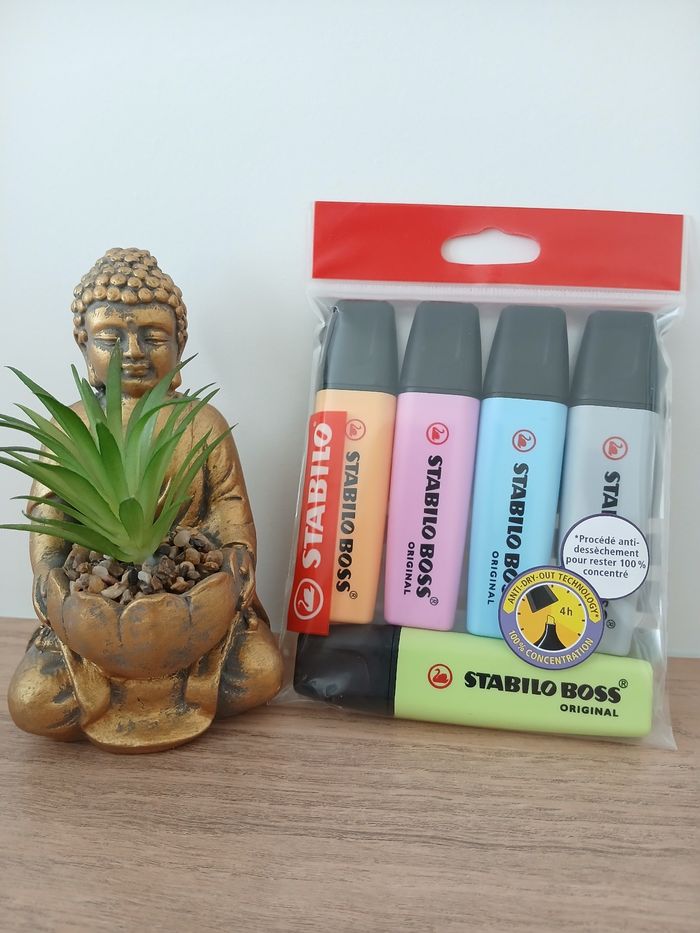 Stabilo neuf avec étiquettes