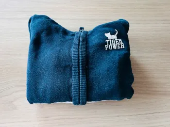 Sweat à capuche zippé