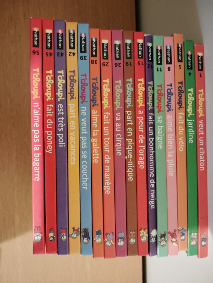 Lot 16 livres T'choupi