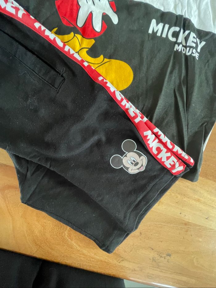 Pyjama taille 8 ans - photo numéro 2