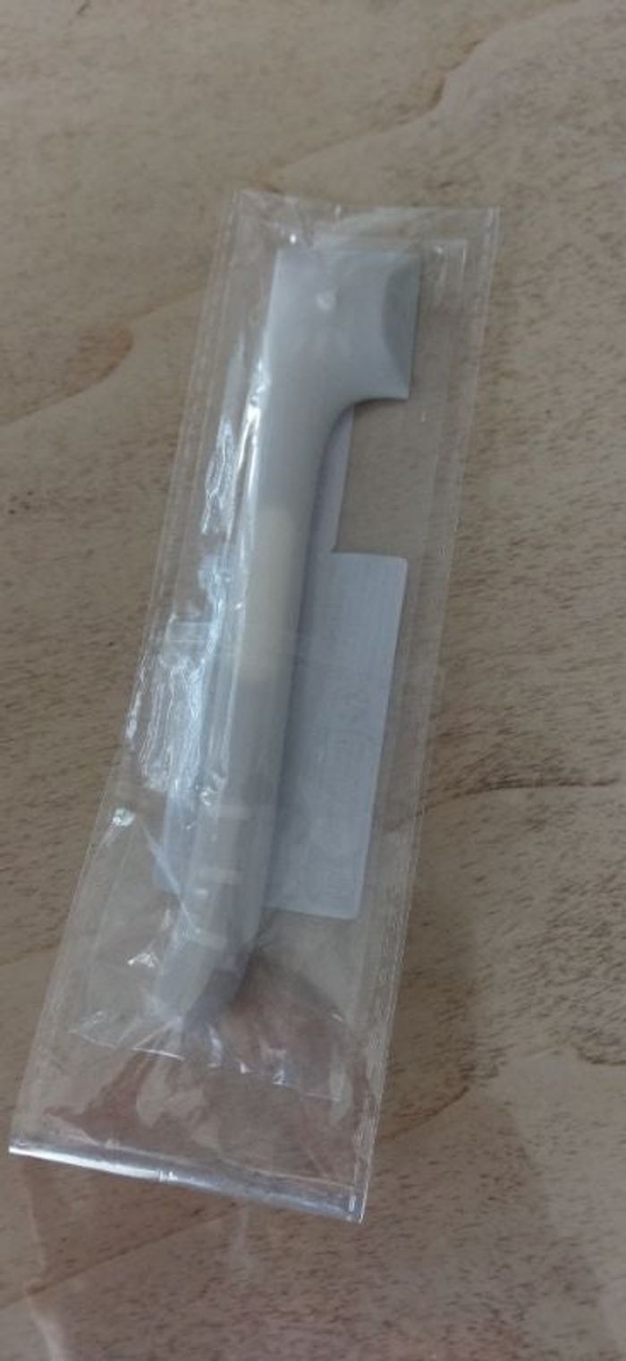 Cuillère pour boîte de conserve