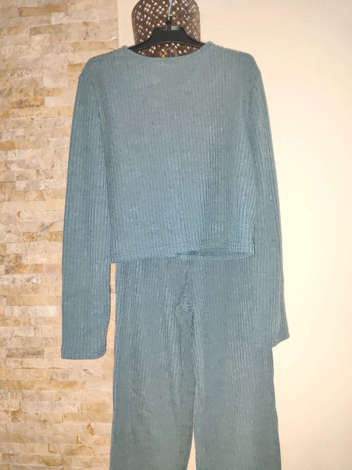 Tenue décontractée ou pyjama - photo numéro 5