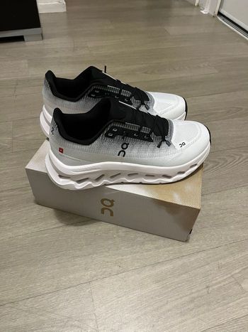 Chaussure On cloudtilt 