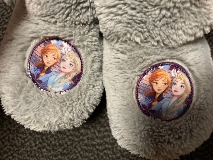 Chaussons chauds Reine des neiges 27 - photo numéro 3