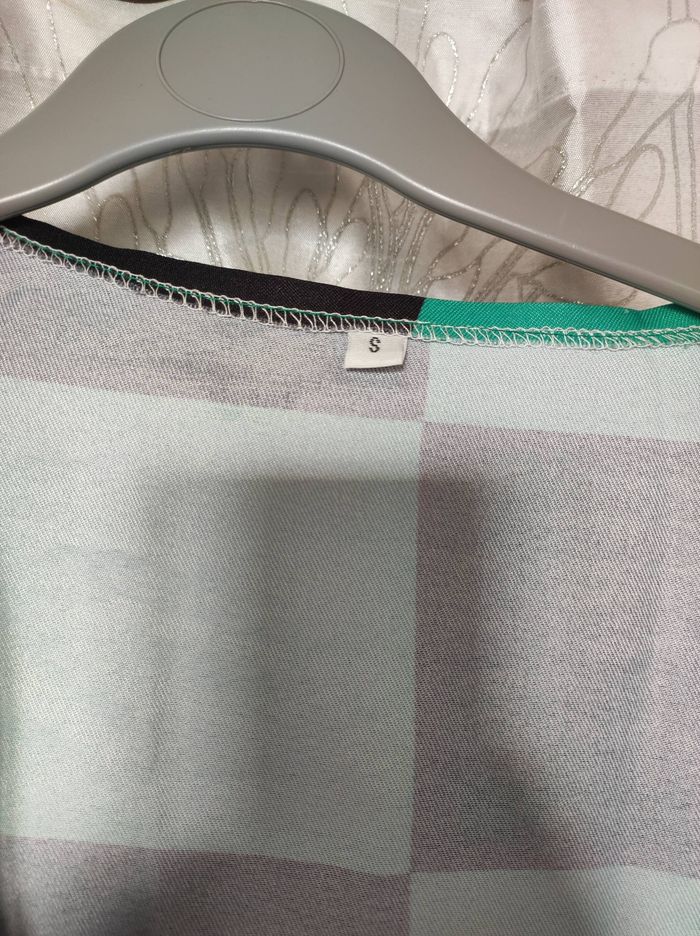 Veste Demon Slayer taille S - photo numéro 3