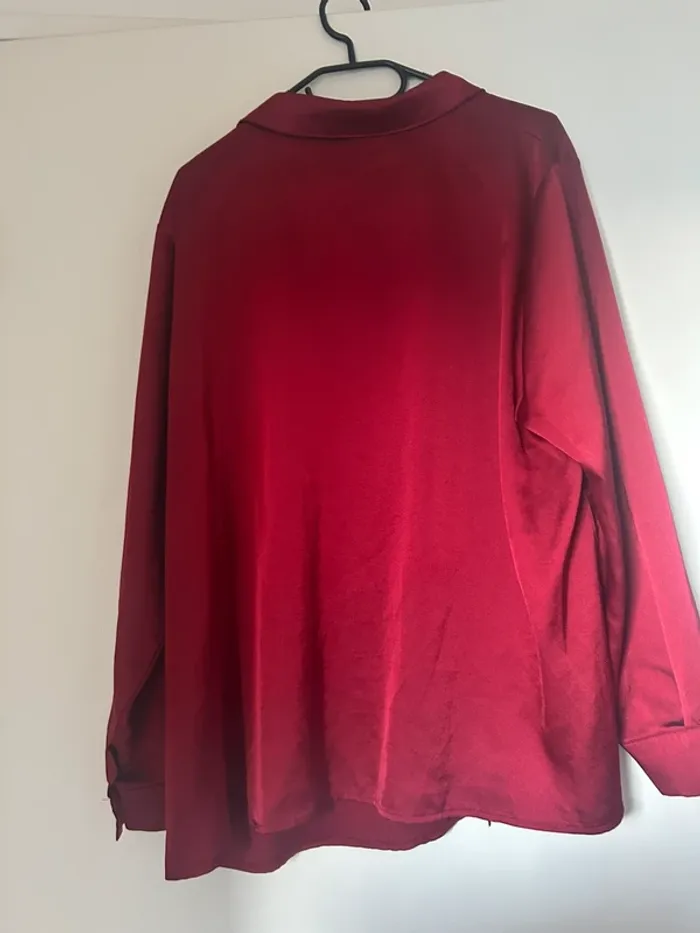 Chemise rouge effet satinée taille 2XL - photo numéro 2