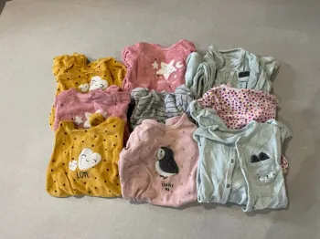 Lot 9 pyjamas velours 3 mois