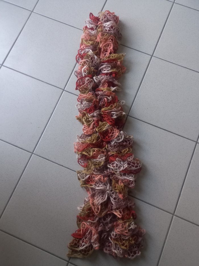 Écharpe tricotée - photo numéro 2