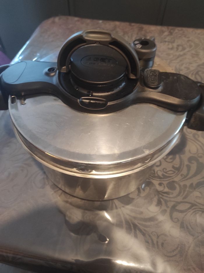 Cocotte clipso minute expertise seb