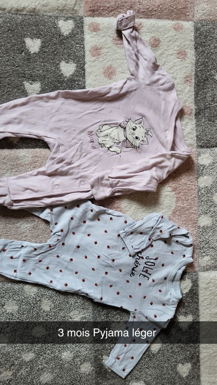 Pyjama 3 mois - photo numéro 7