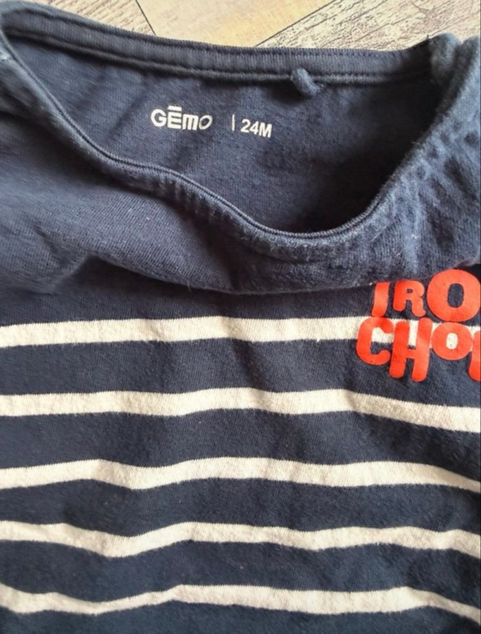 Lot 2 tee-shirts manches longues garçon 2 ans - photo numéro 2