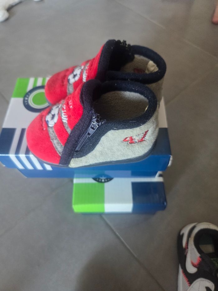 Chaussons bébé - photo numéro 2