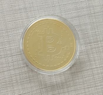 Pièce Bitcoin plaquée or