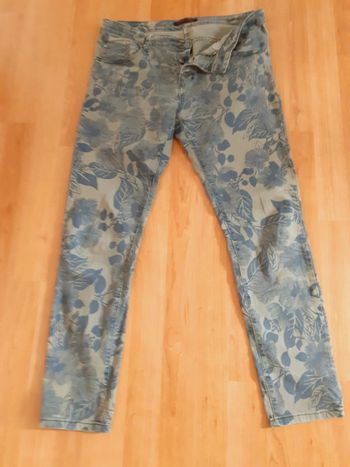 Pantalon slim fleuri