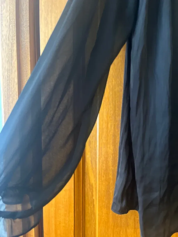 Blouse Zara taille S - photo numéro 2