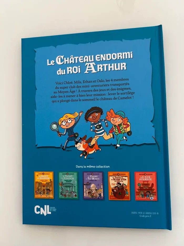 Livre le château endormi du roi Arthur collection le super club des mini-aventuriers mc Donald - photo numéro 2