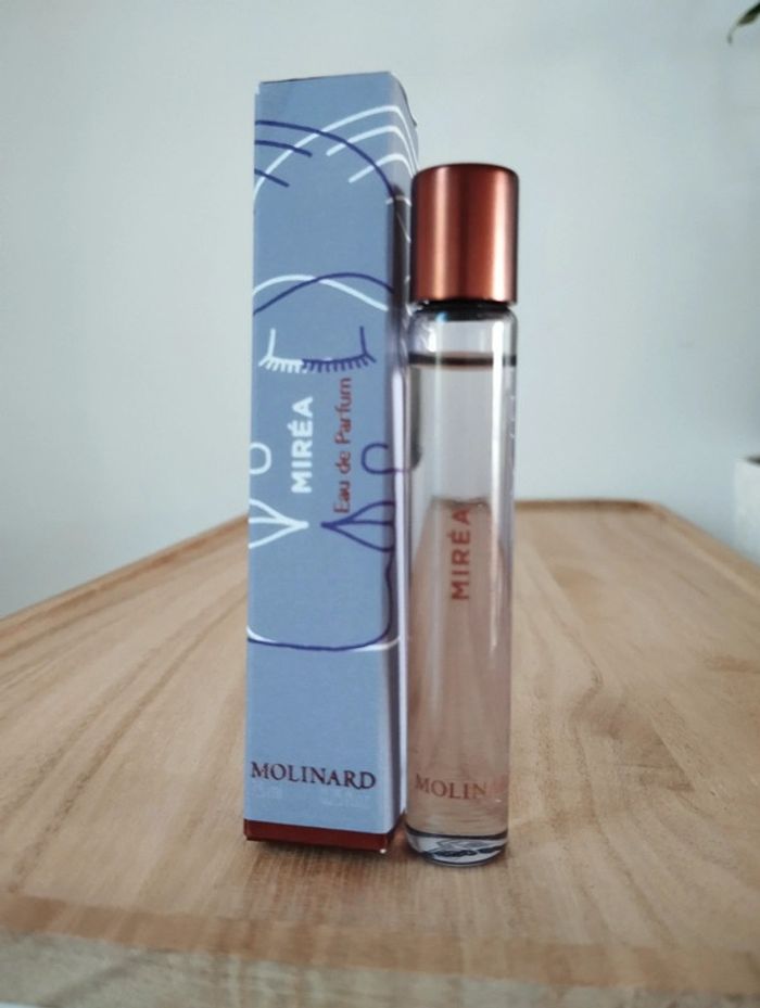Eau de parfum Miréa, roll-on
Molinard   7,5ml