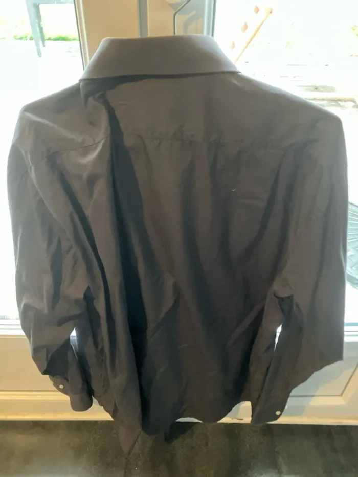 Chemise Cacharel taille 45 - photo numéro 3