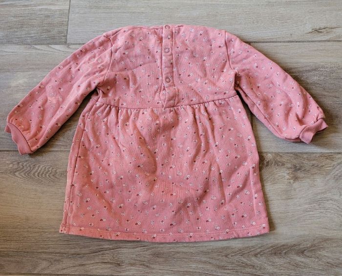 Robe molletonné fleurie taille 24 mois - photo numéro 3