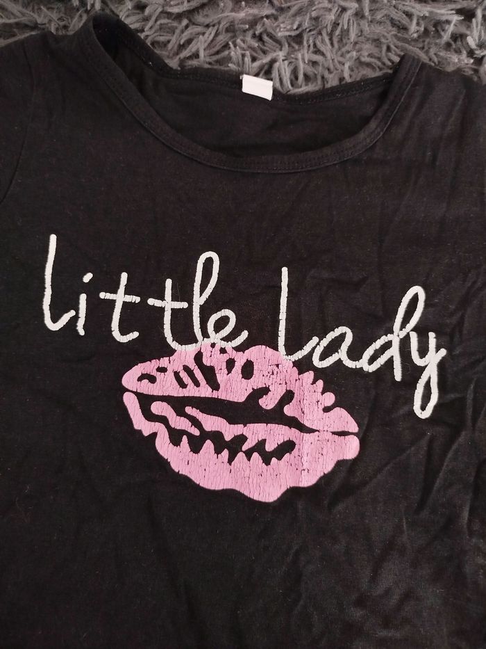 Tee-shirt 6ans - photo numéro 2