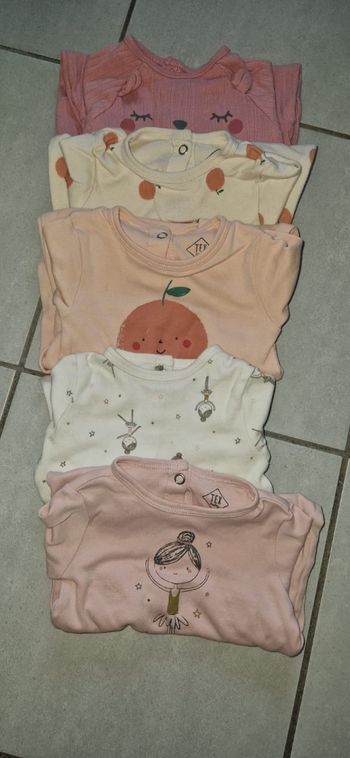 Lot 5 pyjamas