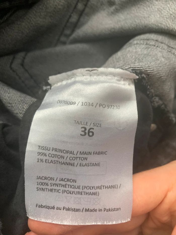 Short noir neuf - photo numéro 4