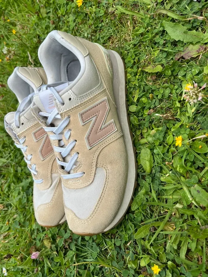 Basket New balance 574 beige et rose