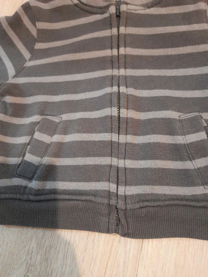 Sweat à capuches 12 mois - photo numéro 2