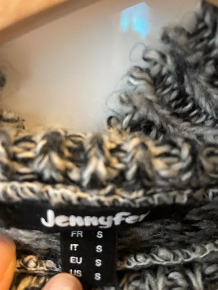Pull mis ventre - photo numéro 2