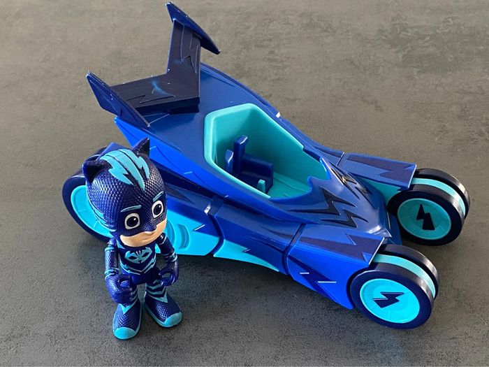 Figurine Yo-Yo + voiture Pyjamask - photo numéro 2