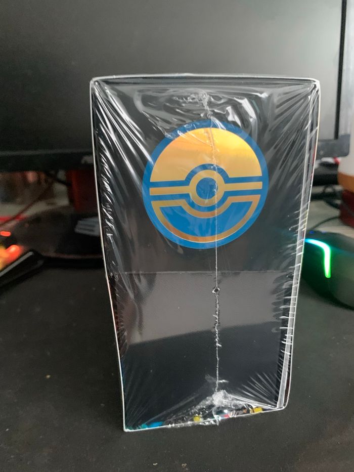 ETB ME01 -  Coffret Pokémon Mega Évolution - photo numéro 2