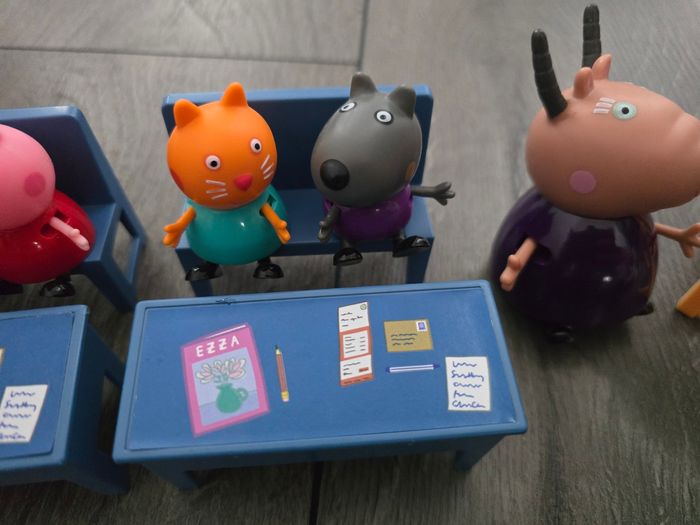 En classe avec Peppa Pig - photo numéro 4