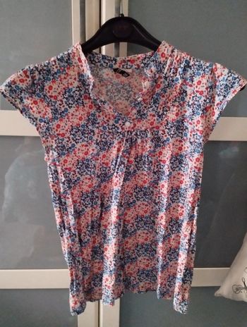 Tee shirt fleuri