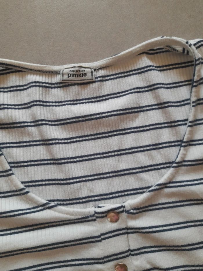 T-shirt rayé taille M - photo numéro 2