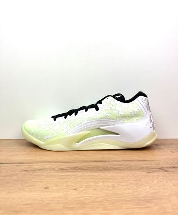 Chaussure de basket Homme Nike Jordan Zion 3 White Black Barely Volt - 49.5 EUR - Neuve
