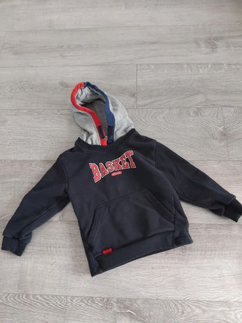 Pull bleu foncé