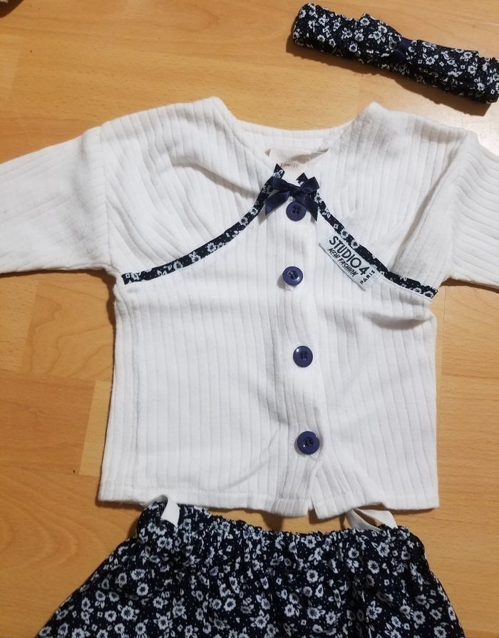 Ensemble  18 mois - photo numéro 3